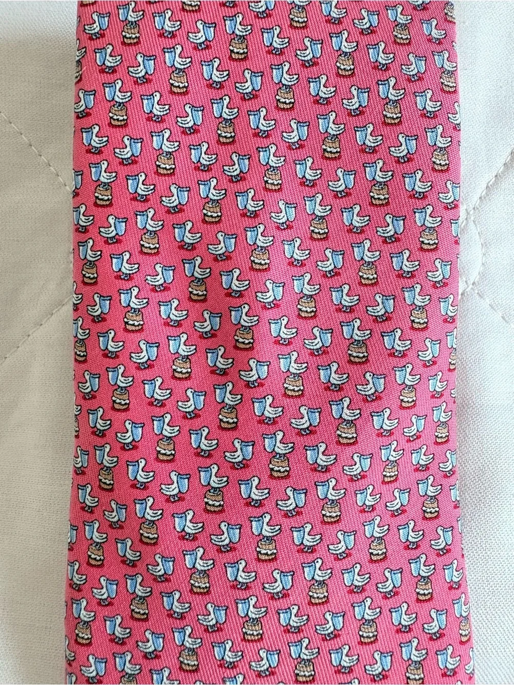 Vineyard Vines Martha Vineyards Pink Seagull Silk Tie